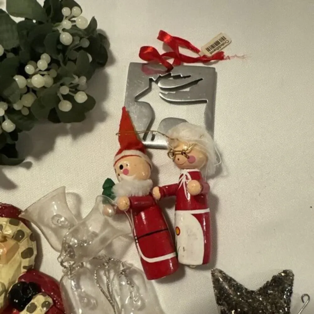 Lot of 11‎ Vintage & Modern Christmas Ornaments Mid West Crate & Barrel Japan